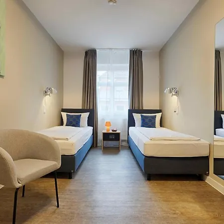 Zur Stadt Mainz In Würzburger Innenstadt Hotel 3*